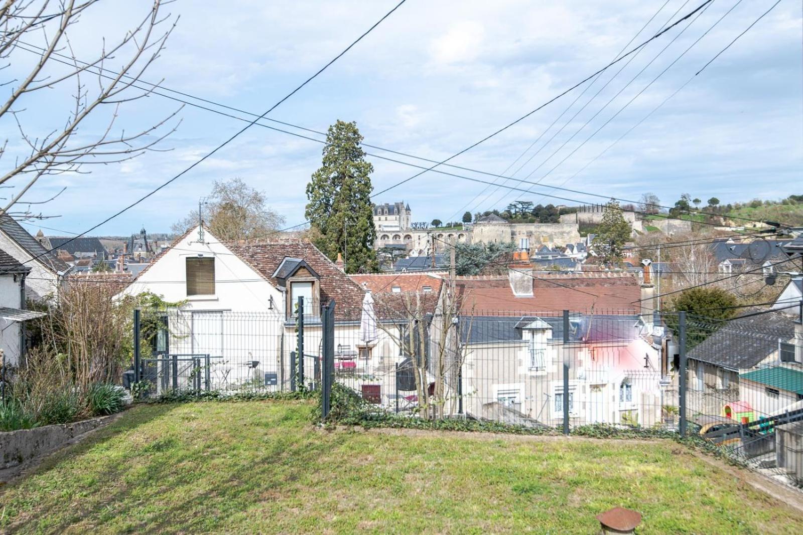 Le Cocon En Bois Proche Du Roi Amboise Exterior foto